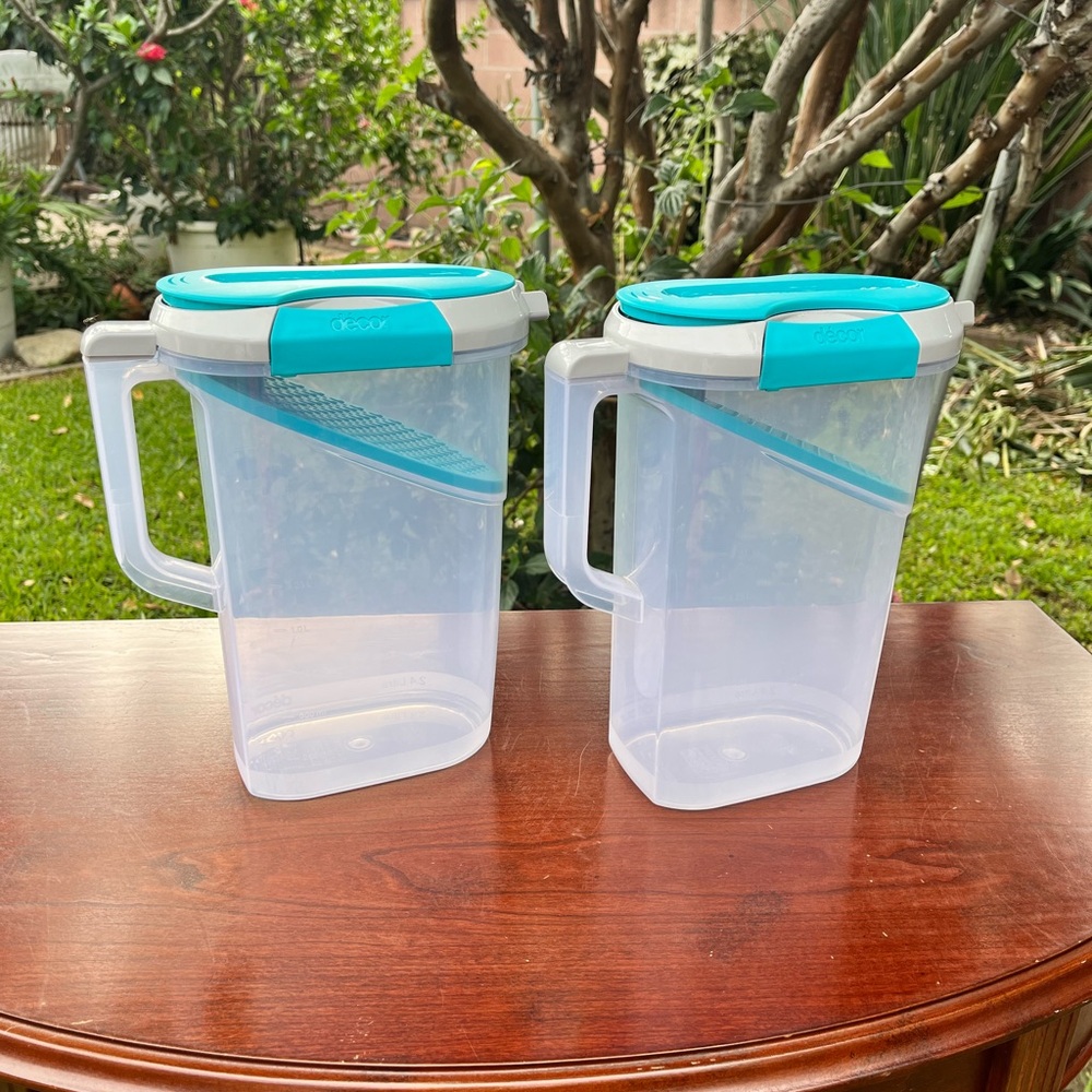 Infusion pitchers